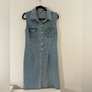 Newport News Jeanology Size 12 Vintage Button Down Sleeveless Denim Dress Cotton